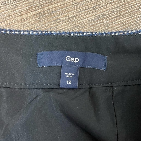 GAP SKIRT SIZE 12 - Picture 3 of 5